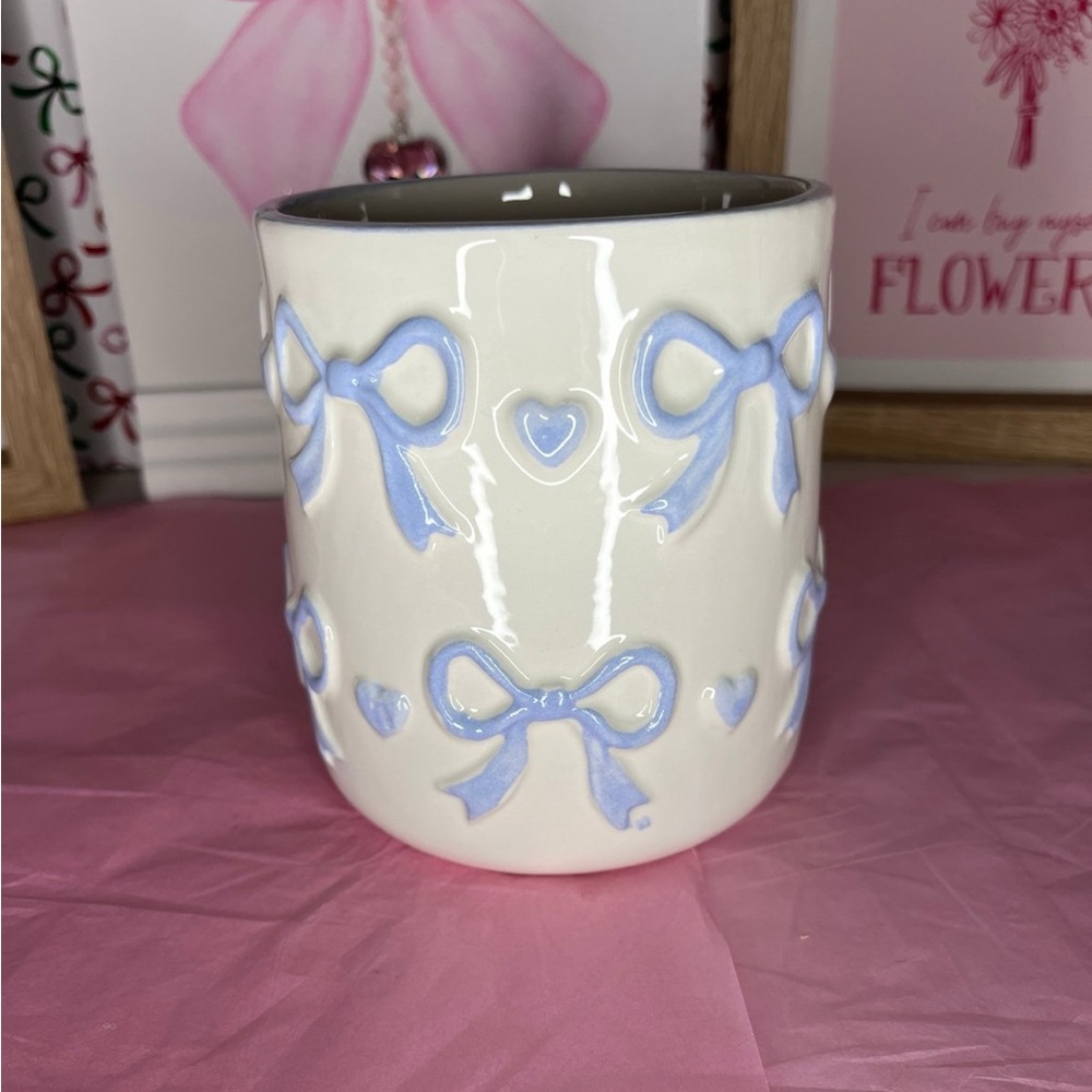 Blue Bow Mug - Picture 2 of 3